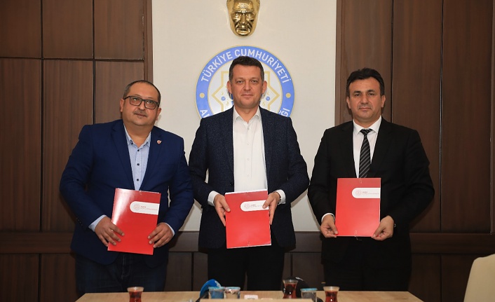 ALANYA’DA ÖNEMLİ İŞBİRLİĞİ;ALGC, Kaymakamlık ve Milli eğitim Protokol İmzalandı