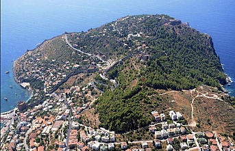 Alanya Kalesi’nde vatandaşın ulaşım çilesi