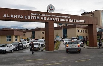 Alanya’da hastaneler dolup taşıyor:  Yoğun bakım hastalarının yüzde 70’i aşısız