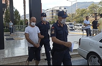 Alanya’da kadınları taciz eden cinci hoca tutuklandı