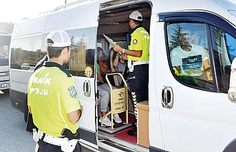 Alanya’da okul servislerine Covid-19 tedbiri geldi