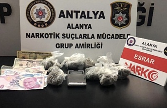 Alanya’da polis uyuşturucuya geçit vermiyor