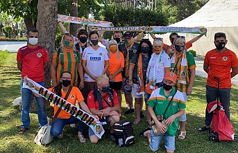 Alanya’da yerleşik yabancılar Alanyaspor’u izlemek istiyor