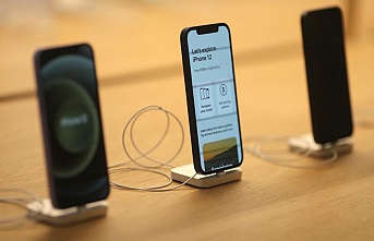Apple, çok tartışılan iPhone’ları tarama kararını erteledi