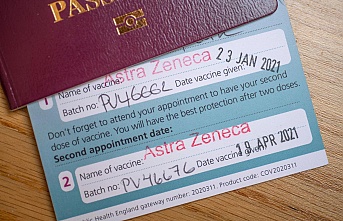 İngiltere, gece kulüplerinde uygulayacağı aşı pasaportu planını geri çekti