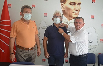 Karadağ’dan Cuma Pazarı projesine eleştiri!