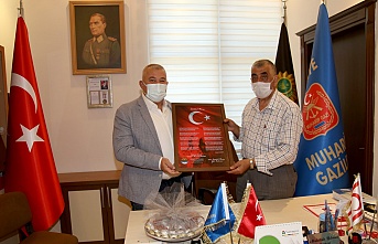 Şahin’den gazilere anlamlı ziyaret