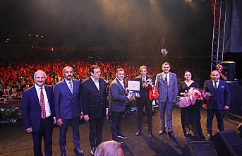 Alanya Mustafa Yıldızdoğan konseri ile coştu