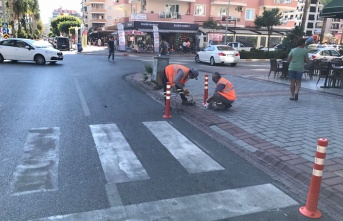 Alanya’da yaya geçitlerine delinatör