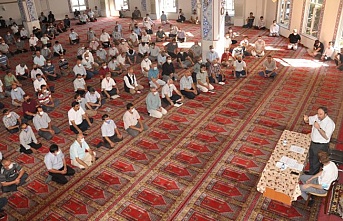 İlhan, müftülük bünyesindeki personelle değerlendirme toplantısı yaptı