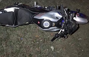 Alanya'da motosiklet sürücüsü direğe çarptı!
