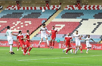 Antalyasport- Alanyaspor maçında ilk 11'ler belli oldu