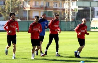 Aytemiz Alanyaspor, Karagümrük maçı hazırlıklarına başladı