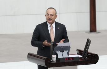 Bakan Çavuşoğlu'nun verdiği yanıt AK Partilileri coşturdu