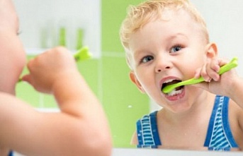 Çocuklarda ne zaman diş macunu kullanılmalıdır?