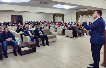 Doç. Dr. Oğuzhan Aydın Alanya’da Gençlerle Buluştu