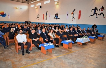 Alanya Cezaevi'nde ‘Şaka Gibi Dünya’yı izlediler