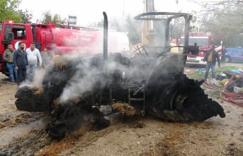 Manavgat'ta çıkan yangında hiç kullanılmayan traktör küle döndü!