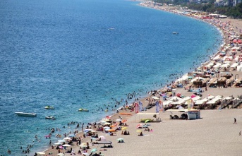 Antalya'dan 2023'e rekor giriş: Turist sayısında geçen yıla yüzde 62,8 fark