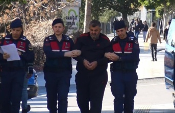 Hatay’da yıkılan bir Apartmanı'nın müteahhidi, depremzedelerin kaldığı otelde yakalandı!