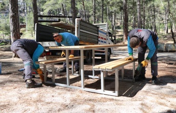 ALANYA BELEDİYESİ’NDEN ENGELİLER İÇİN ÖZEL PİKNİK MASASI