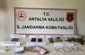 Jandarmadan Alanya’da uyuşturucu operasyonu!