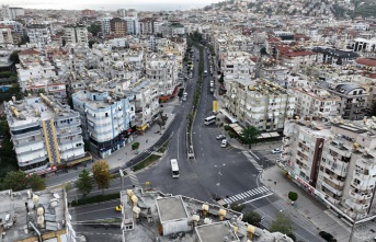 HAL KAVŞAĞI VE YUNUS EMRE CADDESİ SİL BAŞTAN YENİLENDİ