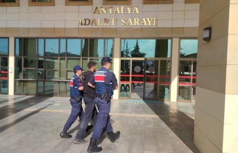 Kendini kamu görevlisi gibi tanıttı, yaşlı vatandaşların kabusu oldu