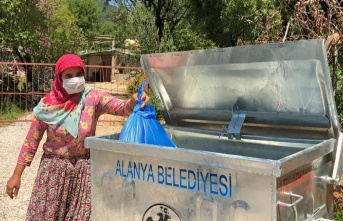 “KURBAN ATIKLARINI SOKAĞA DEĞİL ÇÖPE AT”