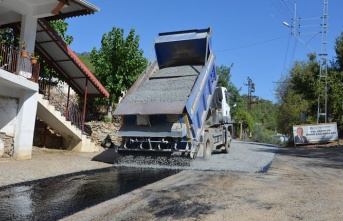 Beldibi yolunda asfalt çalışmaları başladı