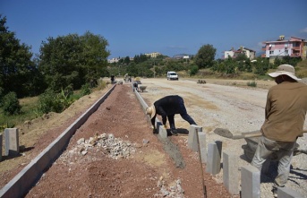 ÜNİVERSİTE YOLU’NDA KALDIRIM ÇALIŞMASI BAŞLATILDI