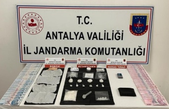 Jandarma, Uyuşturucu Tacirlerine Gece Gündüz Göz Açtırmıyor!