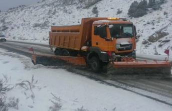 Alacabelde Kar Yağışı Sonrası Ekiplerden Müdahale Geldi!