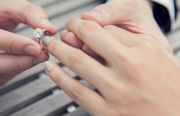 Evlilik teklifi ile ilgili flaş karar!