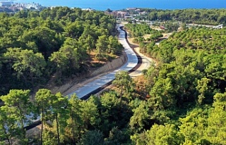 Alanya’da asfalt seferberliği sürüyor