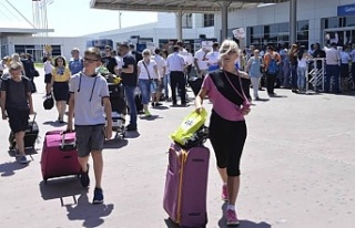 Alman turist Alanya’ya ihanet etmedi