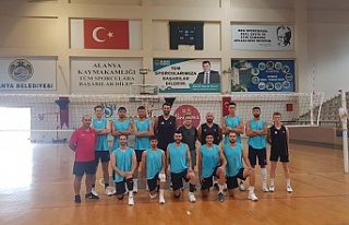 "Bu sezon hedefimiz Efeler Ligi"