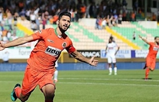 Emre Akbaba Alanyaspor’a mı dönüyor?