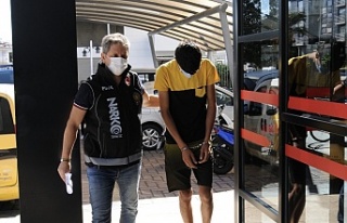 Alanya’da yakalanan uyuşturucu şüphelisi adliyede