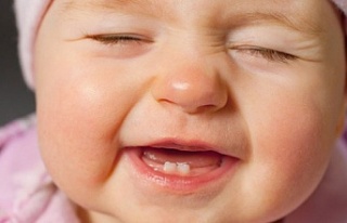 Bebekler diş çıkarma belirtileri nelerdir?