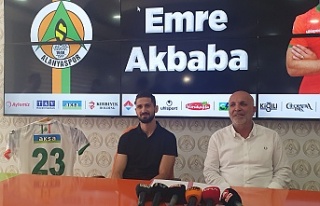 Emre Akbaba yine yeniden  Alanyaspor'da