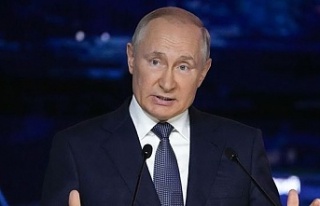Putin kendini karantinaya aldı