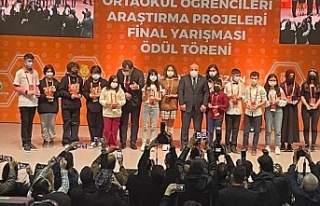 Alanyalı öğrencilerden büyük başarı