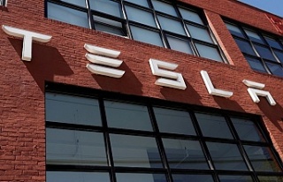 Tesla'dan Avrupa'ya fabrika: İlk teslimat...