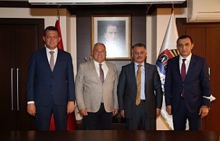 Vali Yazıcı ve Müdür Ulucan’dan Şahin’e taziye...