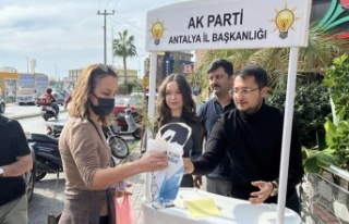 Alanya AK Gençlik üye çalışması ve fidan dağıtımı...