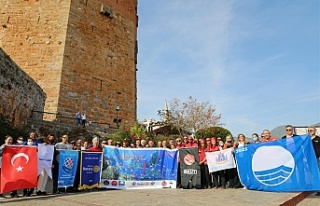 Alanya’da deniz temizliğine dikkat çekildi