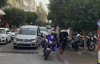 Alanya’da polisin dur ihtarına uymayan genç kovalamaca...