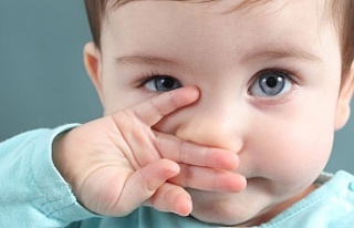 Bebeklerde geniz akıntısı nasıl geçer?