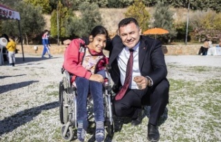 Başkan Yücel, engelli bireylerle piknikte buluştu
